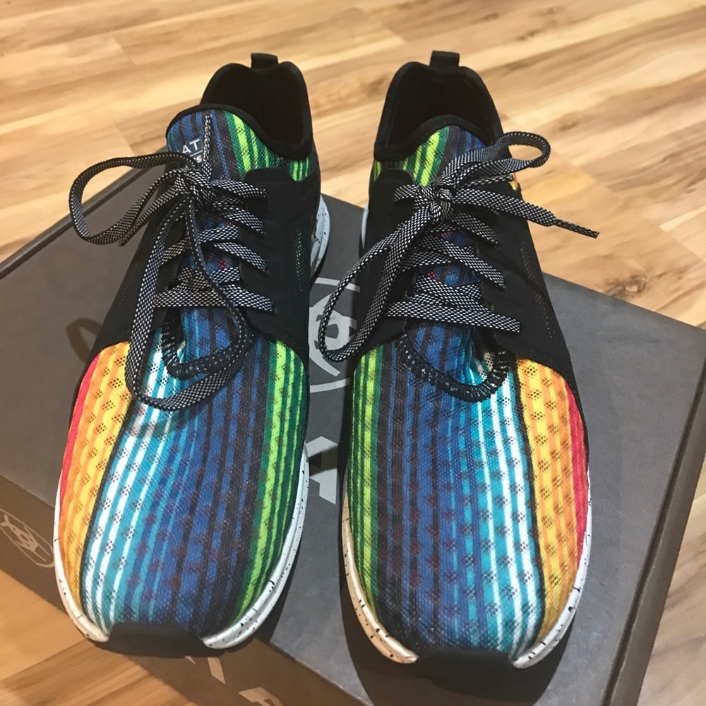 Ariat fuse tennis shoes